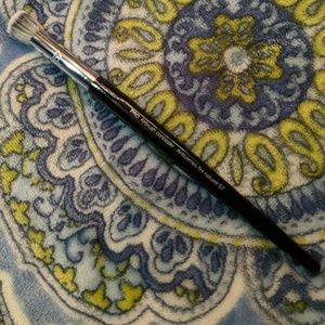 Sephora pro airbrush concealer brush #57